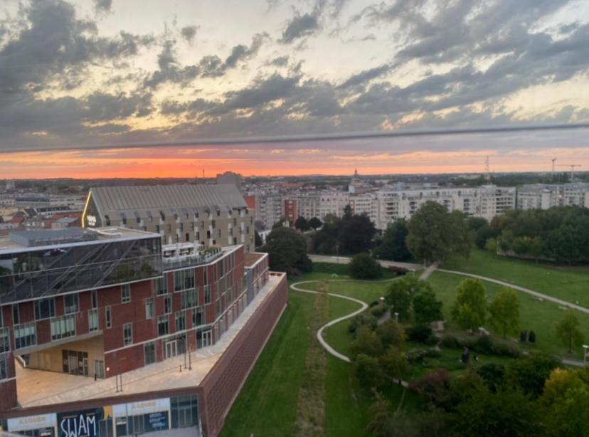 Studios De Standing - Emeraude - Lille Euralille Zewnętrze zdjęcie